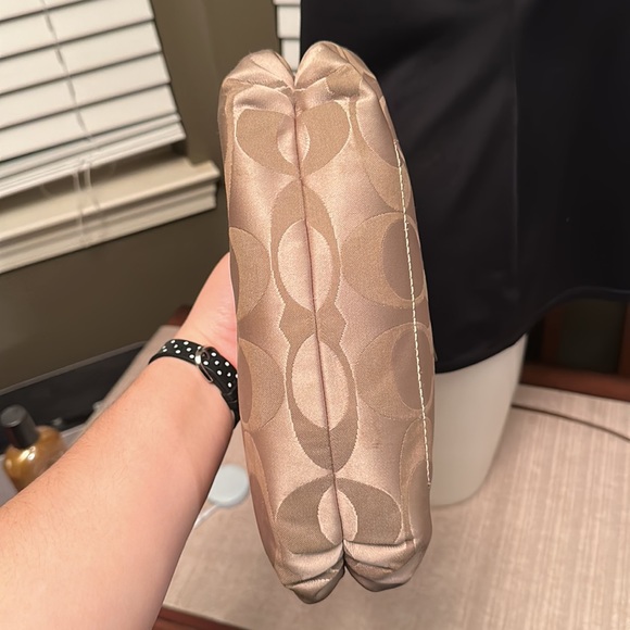 Coach poppy signature crossbody/shoulder bag - Picture 5 of 11